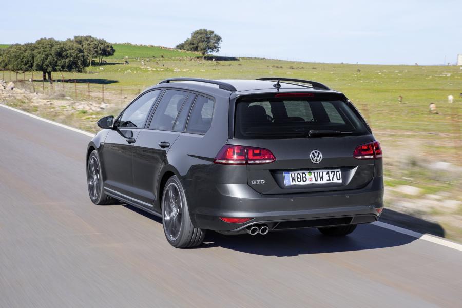  Volkswagen Golf GTD Variant 2015 года  (фото 3 из 25)